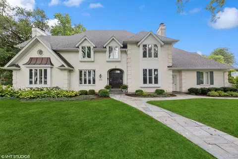 331 Fuller Rd, Hinsdale, IL 60521
