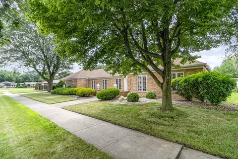 18438 Maple St, Lansing, IL 60438 photo 35