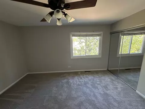 Bedroom - 4700 Brigantine Ct, Hoffman Estates, IL 60192 photo 3 of 3