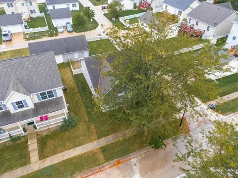 1101 Whitaker St, Normal, IL 61761 photo 4