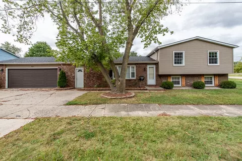 2001 34th St, Zion, IL 60099