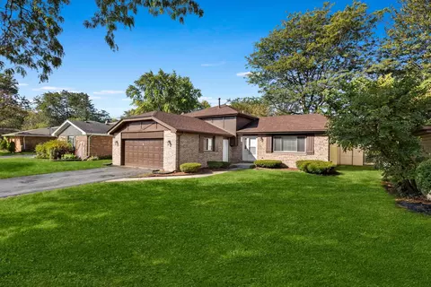 18632 Aberdeen St, Homewood, IL 60430