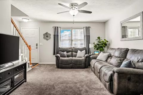 1316 Beacon Hill Ct, Normal, IL 61761 photo 6