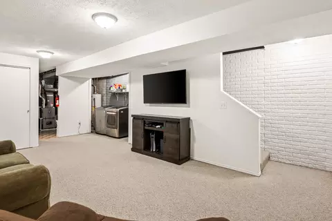 1316 Beacon Hill Ct, Normal, IL 61761 photo 26