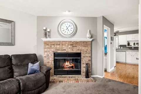 1316 Beacon Hill Ct, Normal, IL 61761 photo 7