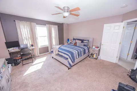 Bedroom - 1362 Root St, Crest Hill, IL 60403 photo 1 of 3