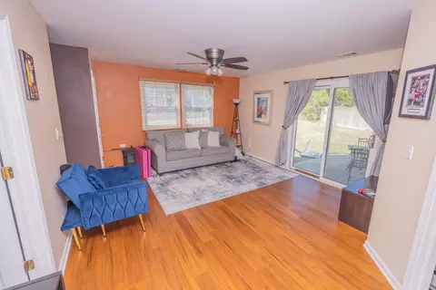 Living - 1362 Root St, Crest Hill, IL 60403 photo 2 of 2