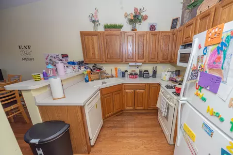 Kitchen - 1362 Root St, Crest Hill, IL 60403 photo 1 of 2
