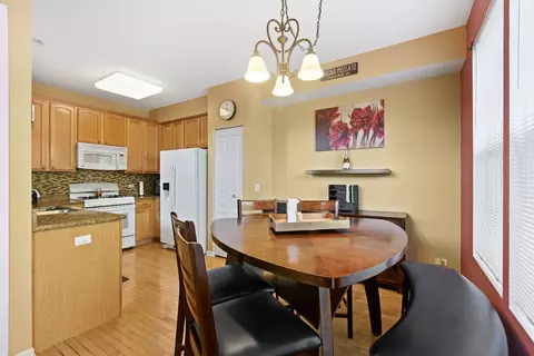 2700 Bay View Cir, Algonquin, IL 60102 photo 14