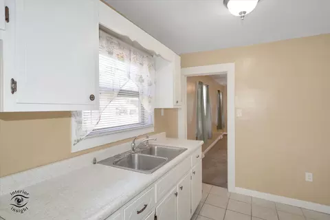 Entry Way - 209 White Ave, Joliet, IL 60433 photo 1 of 1