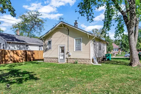 Exterior - 209 White Ave, Joliet, IL 60433 photo 4 of 7