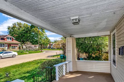 Exterior - 209 White Ave, Joliet, IL 60433 photo 3 of 7
