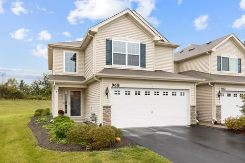 968 Tuscany Trl, Hampshire, IL 60140
