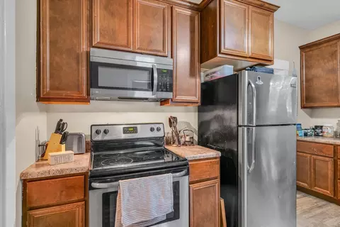 613 E High St, Monticello, IL 61856 photo 14