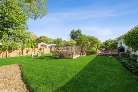 1620 Sheffield Dr, Elgin, IL 60123 photo 23