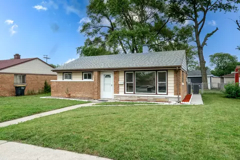 17015 Park Ave, Lansing, IL 60438 photo 3