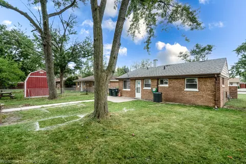 17015 Park Ave, Lansing, IL 60438 photo 22
