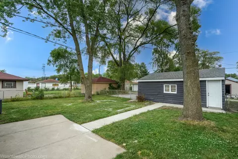 17015 Park Ave, Lansing, IL 60438 photo 20
