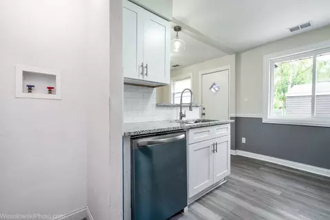 17015 Park Ave, Lansing, IL 60438 photo 18