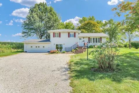 22827 N 1450 East Rd, Danville, IL 61834