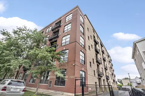 1820 N Spaulding Ave #404, Chicago, IL 60647