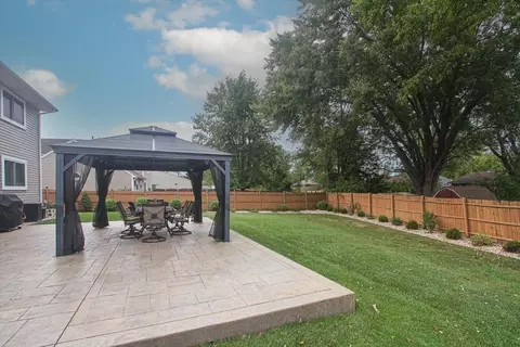 1350 Sebring Cir, Elgin, IL 60120 photo 7