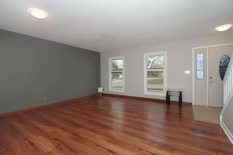 1350 Sebring Cir, Elgin, IL 60120 photo 11
