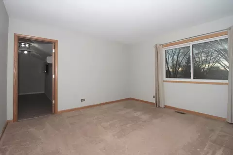 1350 Sebring Cir, Elgin, IL 60120 photo 22