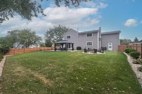 1350 Sebring Cir, Elgin, IL 60120 photo 38
