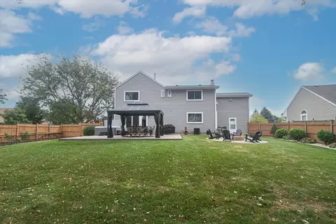 1350 Sebring Cir, Elgin, IL 60120 photo 36