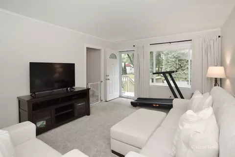 1908 N North Ave, Mchenry, IL 60050 photo 3