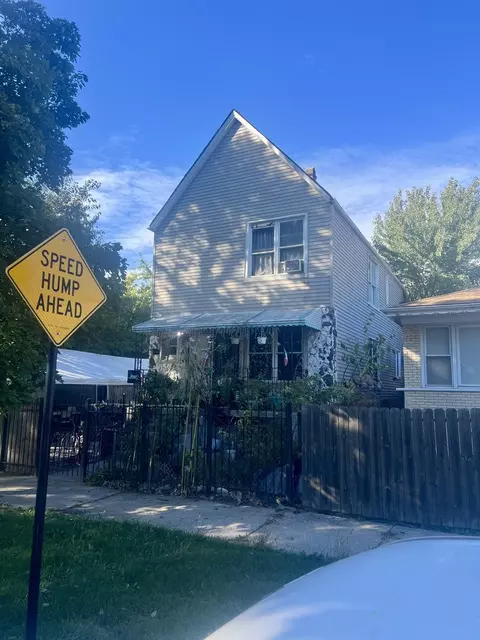 2002 W 69th Pl, Chicago, IL 60636