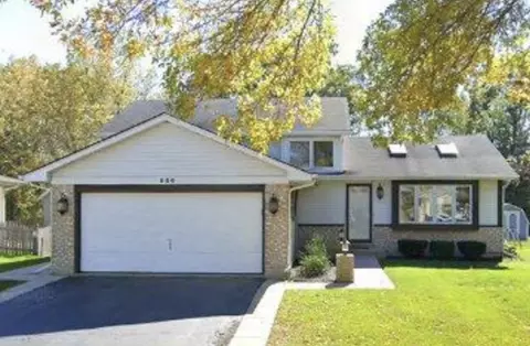 350 Chippewa Ln, West Chicago, IL 60185