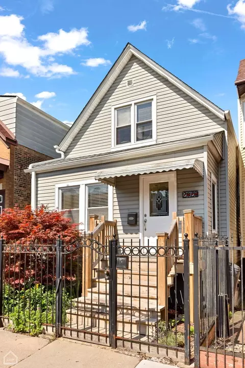 2828 N Kedzie Ave, Chicago, IL 60618