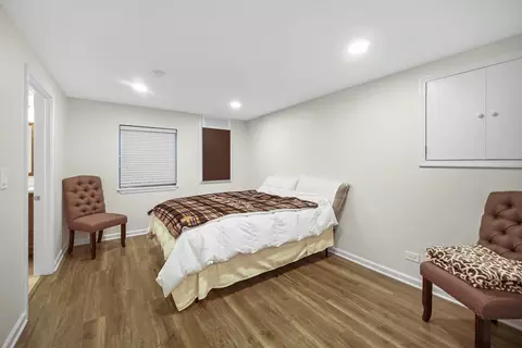Bedroom - 5 Tiverton Ct, Algonquin, IL 60102 photo 3 of 3