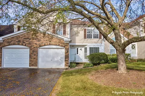857 E Princeton Cir, Island Lake, IL 60042
