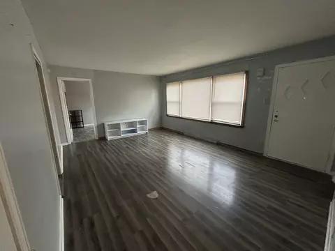 Living - 3733 W 157th St, Markham, IL 60428 photo 3 of 3
