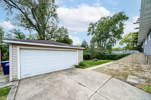 Other - 1733 E Algonquin Rd, Des Plaines, IL 60016 photo 5 of 5