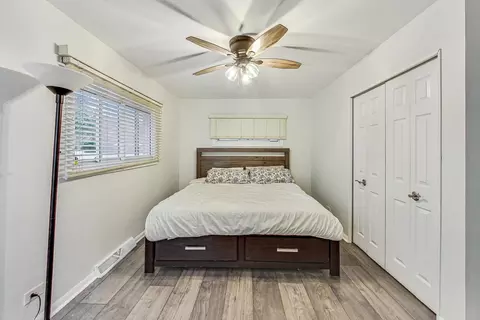 Bedroom - 1107 Clark Ln, Des Plaines, IL 60016 photo 2 of 6