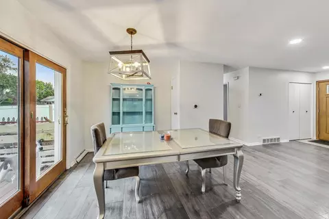 Dining - 1107 Clark Ln, Des Plaines, IL 60016 photo 1 of 1