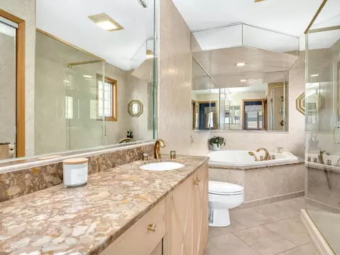 516 Camdon Cir, Bartlett, IL 60103 photo 16