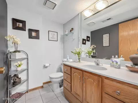 516 Camdon Cir, Bartlett, IL 60103 photo 13