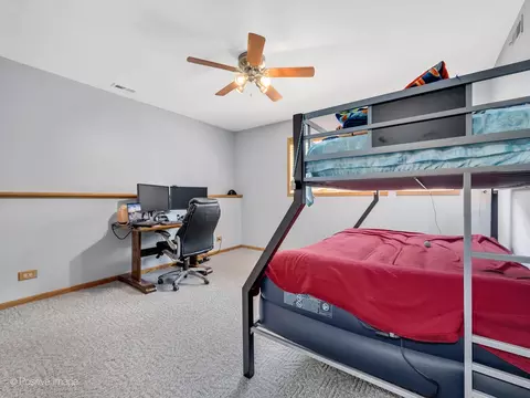 516 Camdon Cir, Bartlett, IL 60103 photo 17