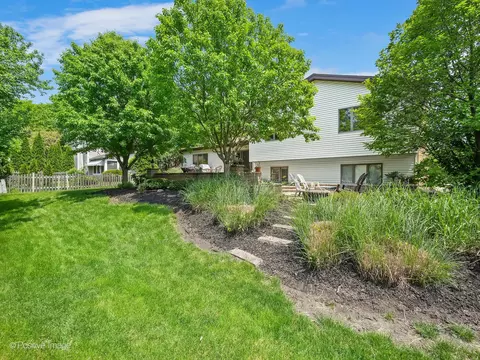516 Camdon Cir, Bartlett, IL 60103 photo 29