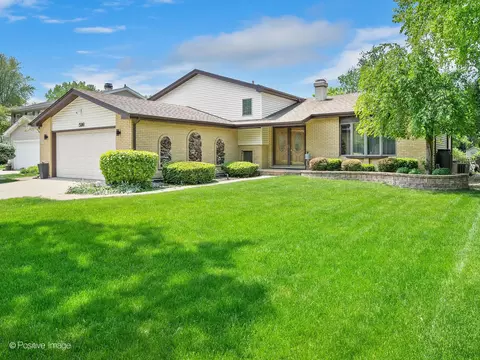 516 Camdon Cir, Bartlett, IL 60103 photo 2