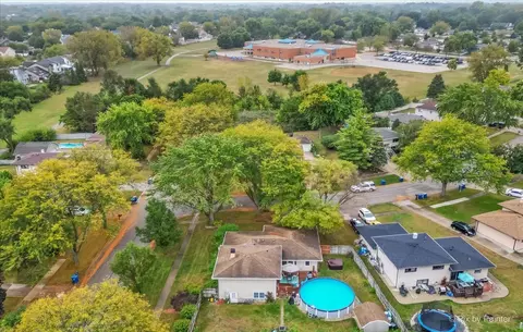View/Area - 640 Cedar Ln, Bartlett, IL 60103 photo 4 of 4