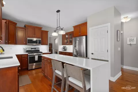 Kitchen - 12809 Wexford Dr, Plainfield, IL 60585 photo 3 of 4