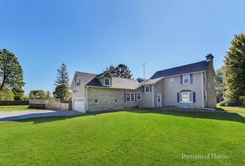 14 Fox Ct, Yorkville, IL 60560