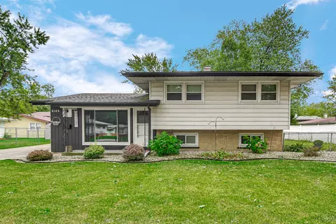 3125 188th Pl, Lansing, IL 60438