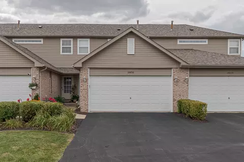 18430 Zurich Ln, Tinley Park, IL 60477